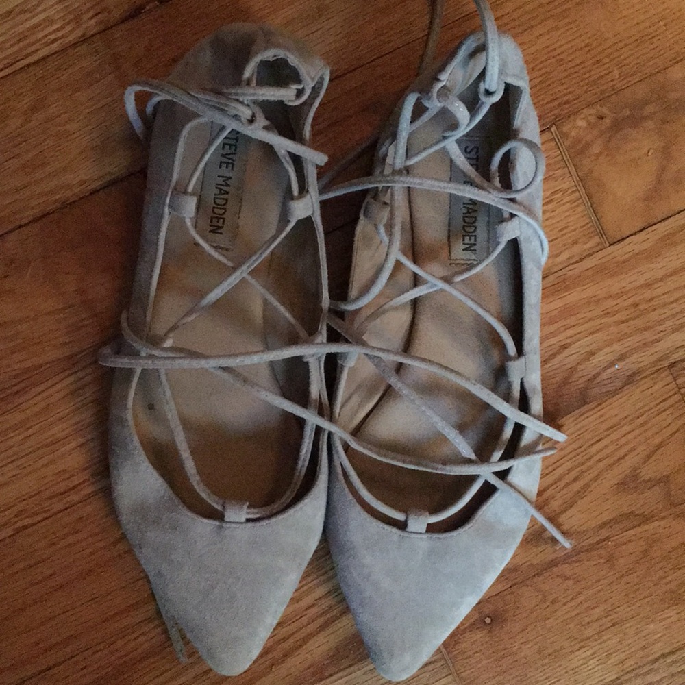 Steve Madden suede flats